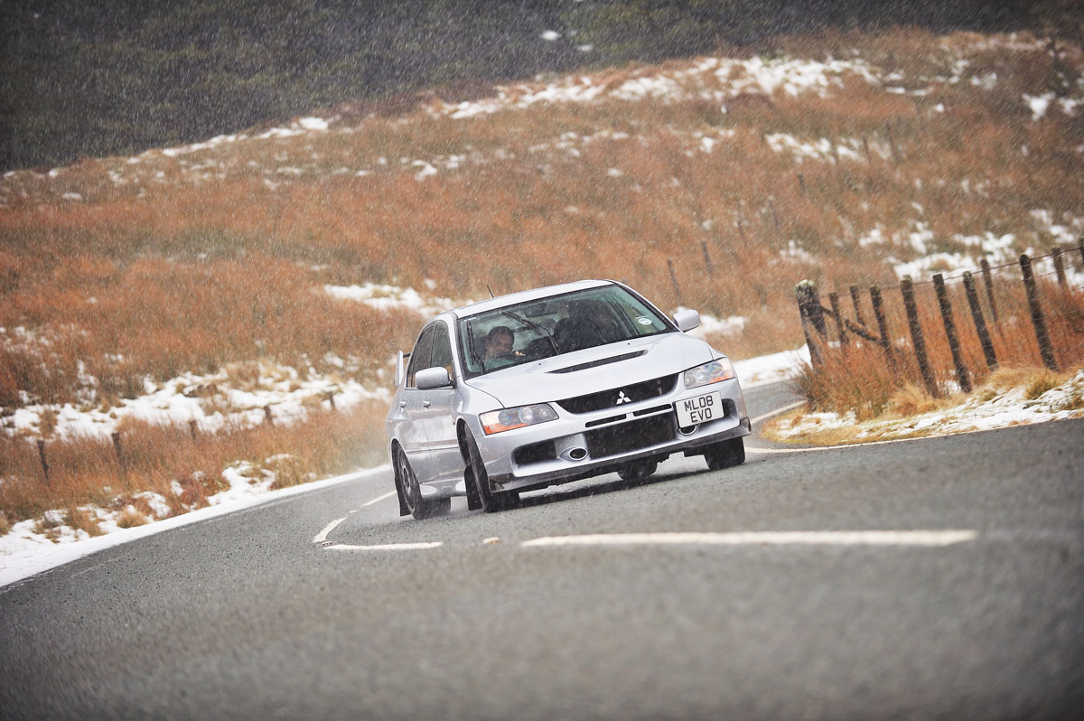 Mitsubishi Evo IX MR FQ-360