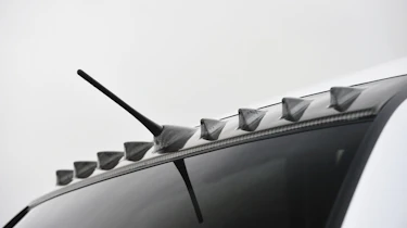 Mitsubishi Evo IX MR FQ-360 Vortex generators