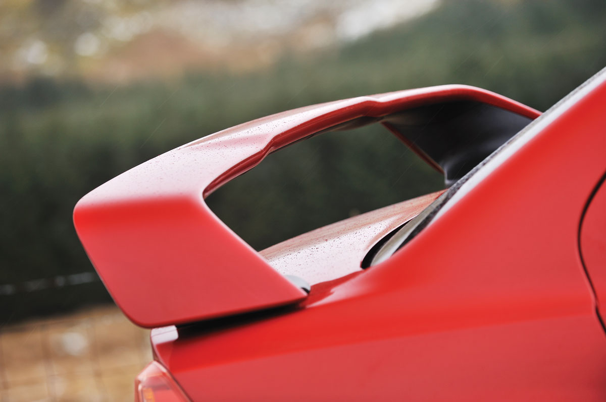 Mitsubishi Evo X FQ-400 spoiler