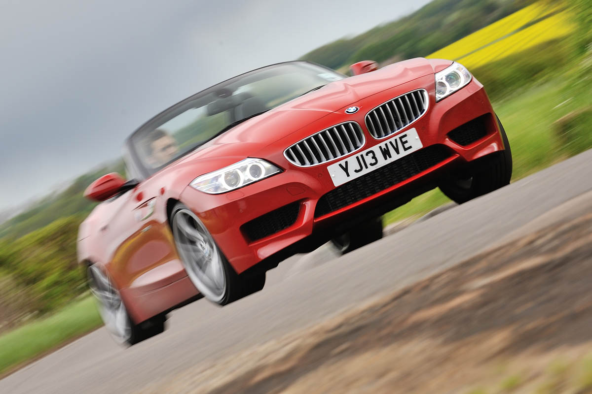 2013 BMW Z4 sDrive35i red front
