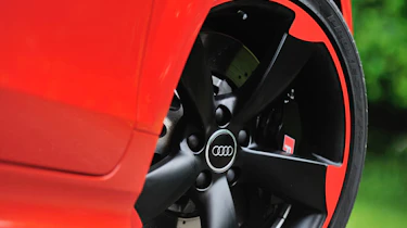 2013 Audi TT RS Plus red trim alloy wheel