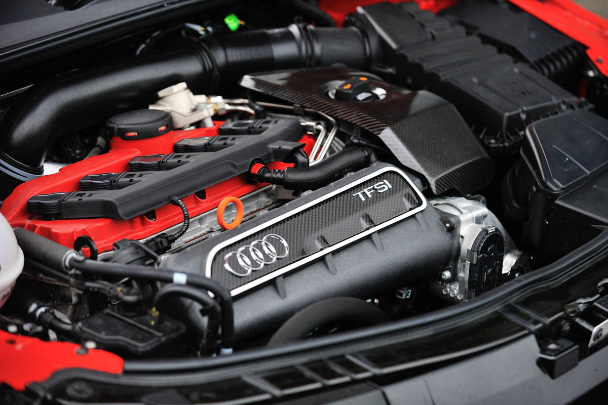 2013 Audi TT RS Plus five-cylinder turbo engine