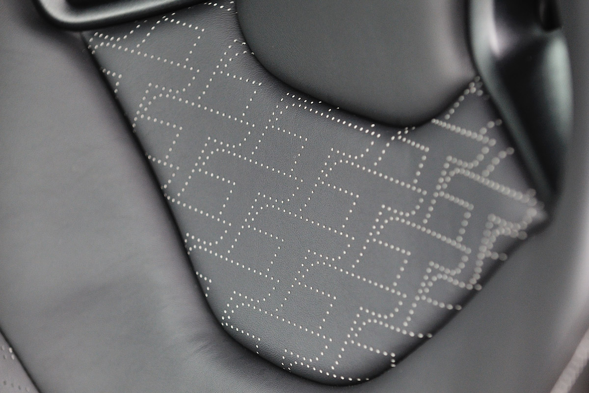 2013 Audi TT RS Plus seat stitching