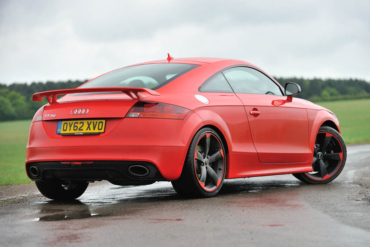 2013 Audi TT RS Plus red rear spoiler