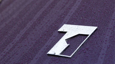 Caparo T1 badge