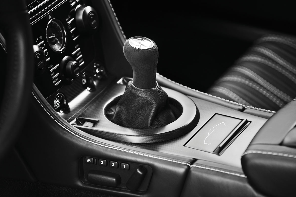 Aston Martin V12 Zagato gear lever