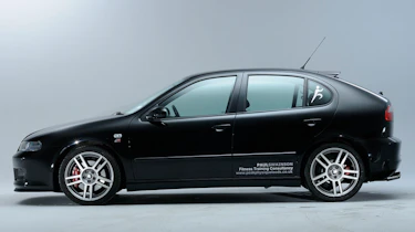 SEAT Leon Cupra R buying guide