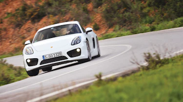 Porsche Cayman S 2013 hard cornering