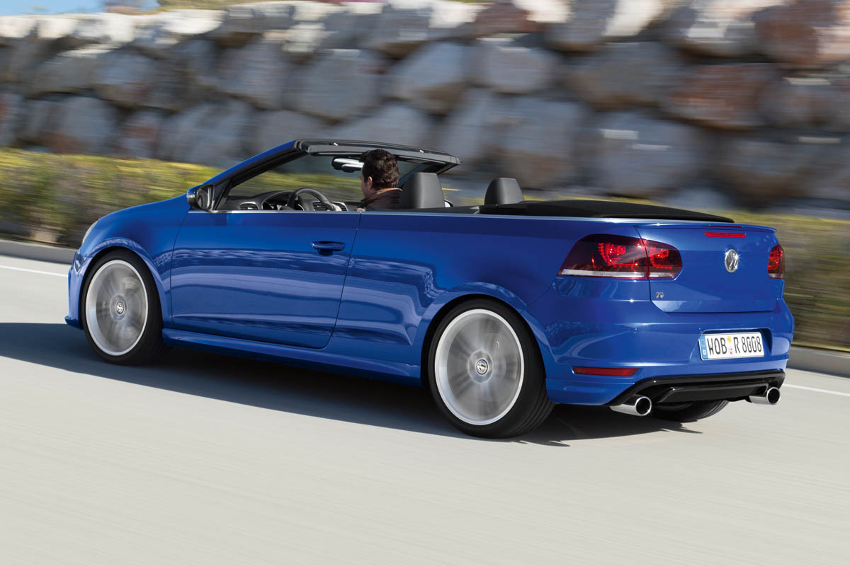 VW Golf R Cabriolet blue