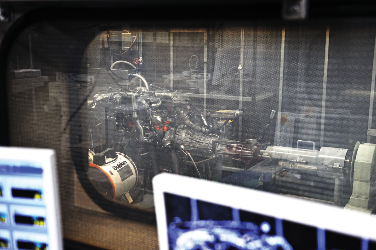 NISMO engine test rig