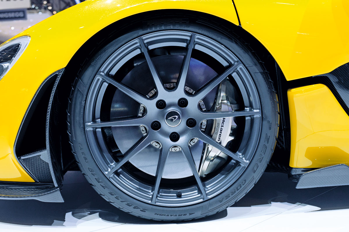 McLaren P1 wheel