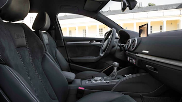 2013 Audi A3 Saloon front seats