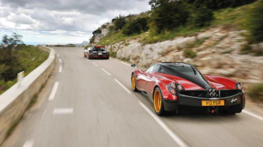Bugatti Veyron Grand Sport Vitesse vs Pagani Huayra evo Magazine