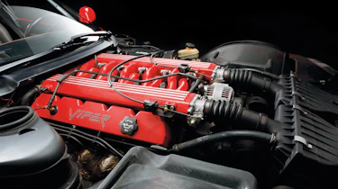 Chrysler Viper RT/10 & GTS engine