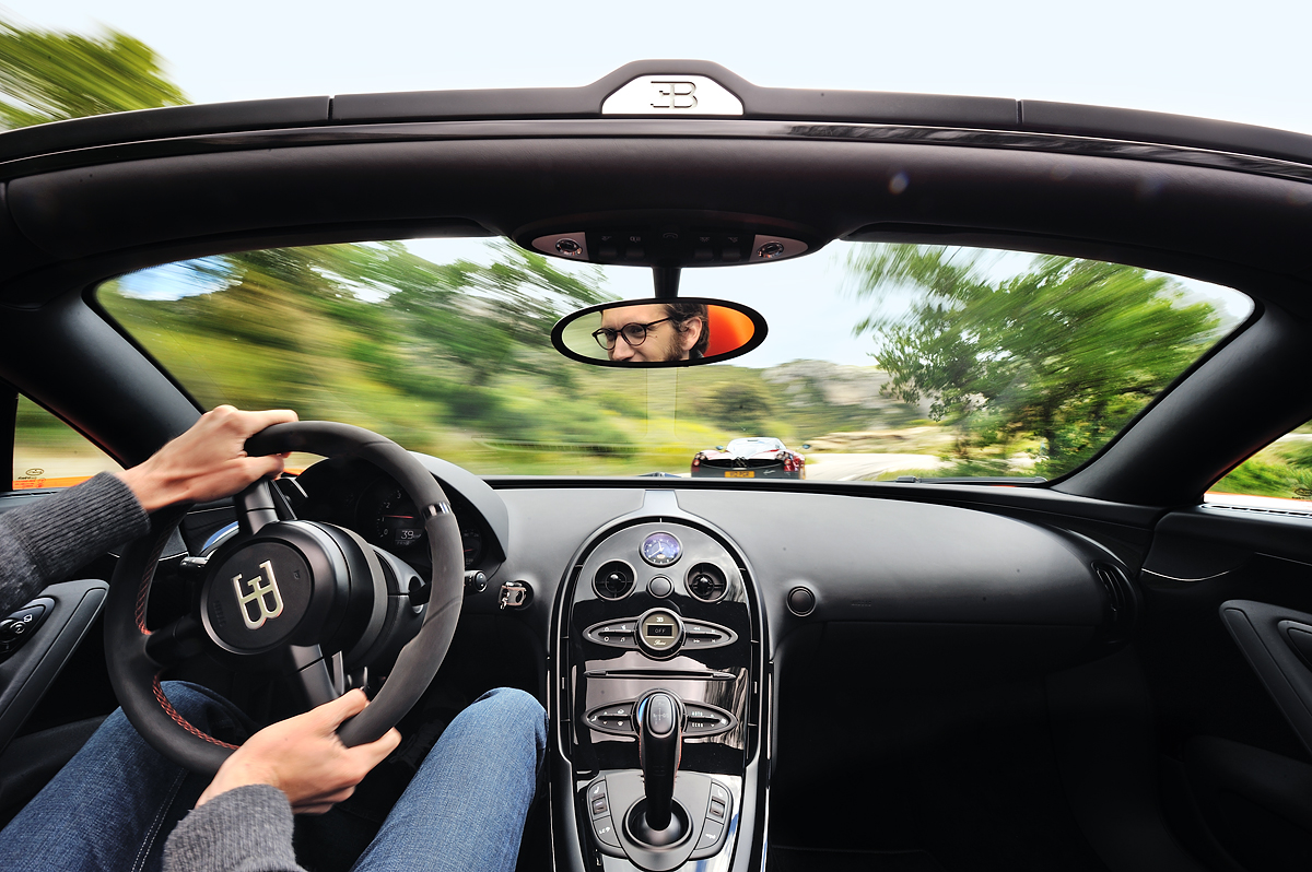 Pagani Huayra vs Bugatti Veyron Vitesse interior shot