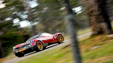 Pagani Huayra metallic red supercar video