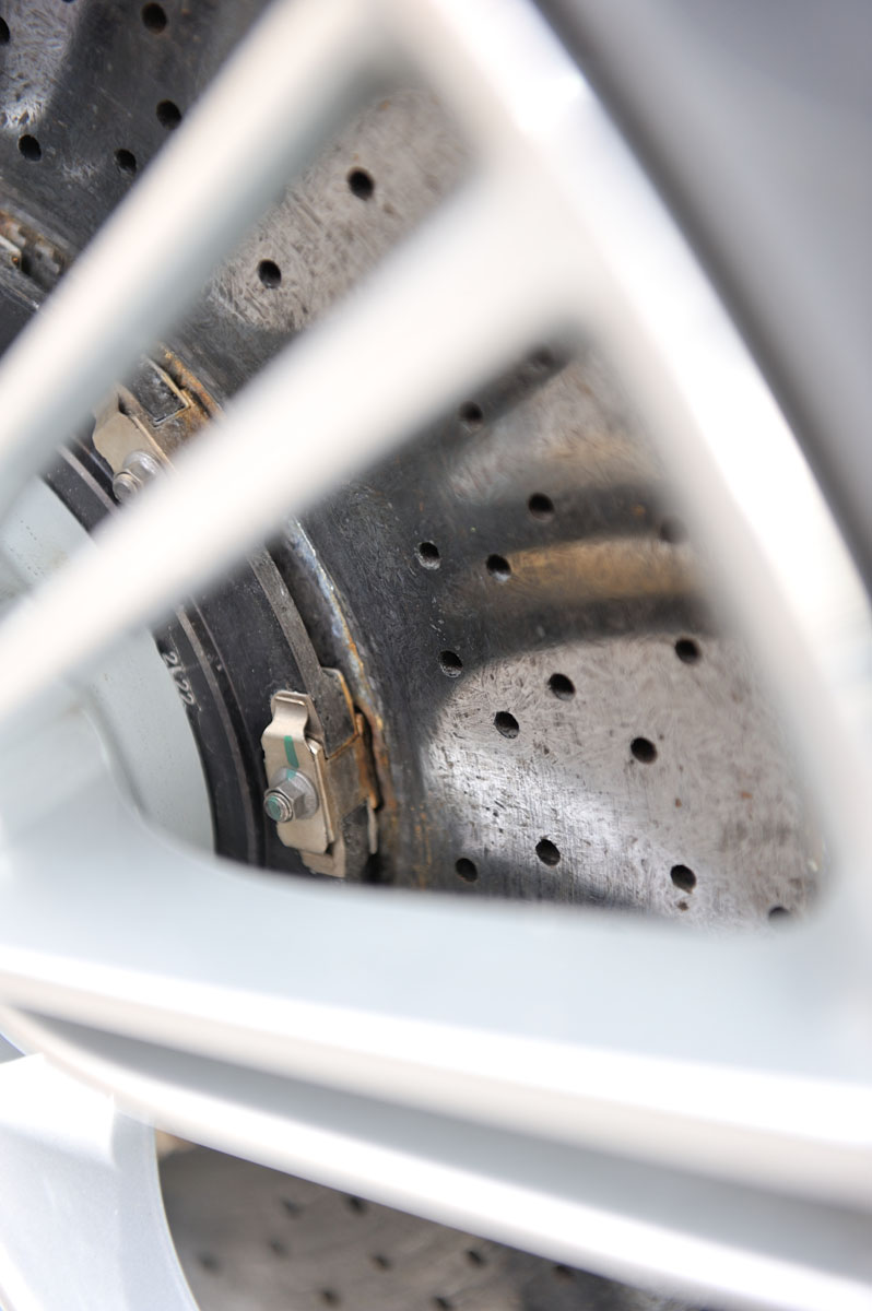 Aston Martin V12 Vanquish brake disc