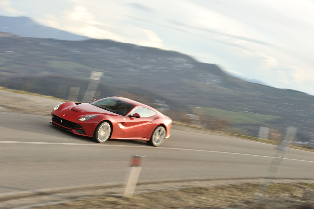 Ferrari F12 v Lamborghini Aventador and Aston Martin V12 Vanquish