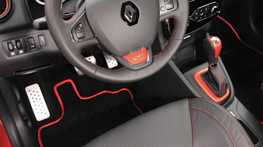 Renaultsport Clio 200 Turbo interior and steering wheel