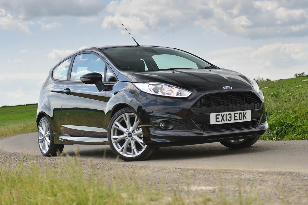 2013 Ford Fiesta 1.0 Ecoboost Zetec S Panther Black front