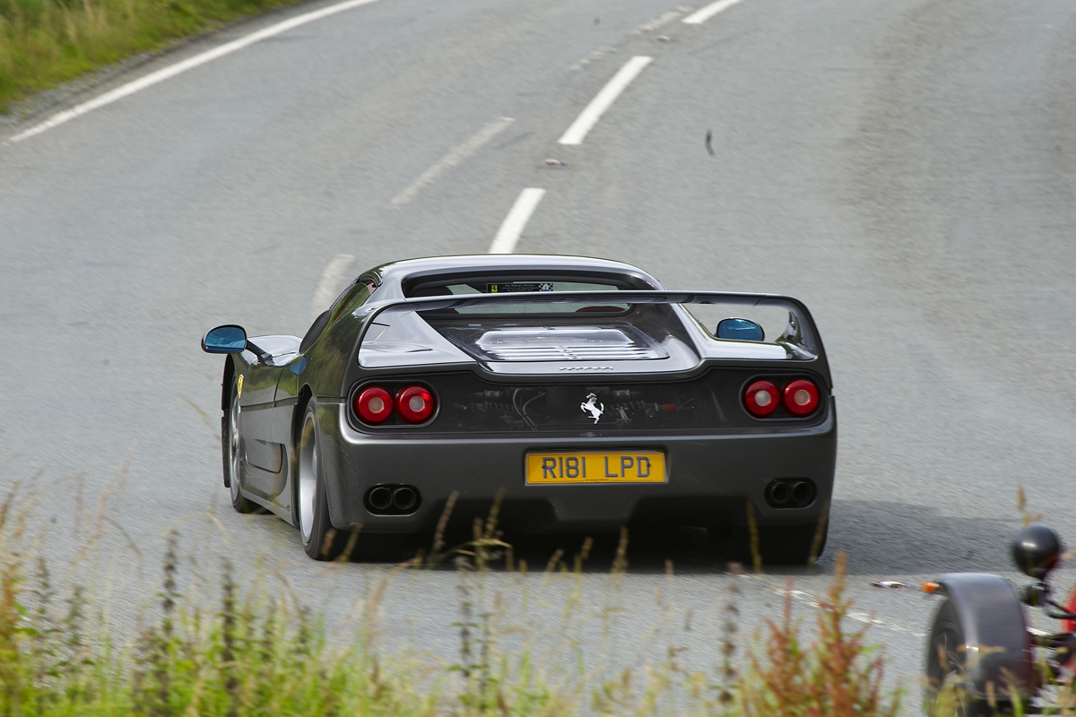 Ferrari F50 rear cornering
