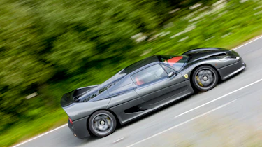 Ferrari F50 side tracking