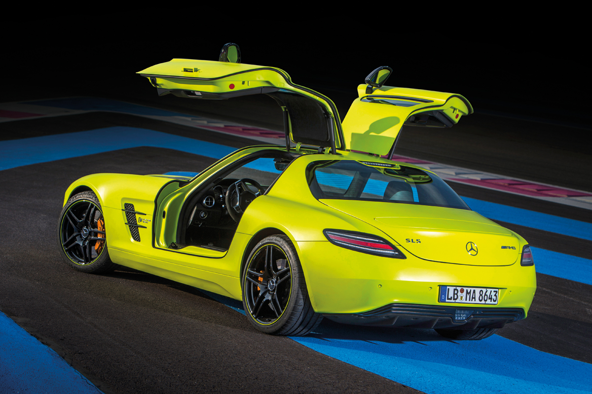 Mercedes SL Electric gullwing door