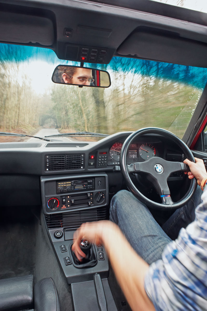 BMW M5 E28 interior driving