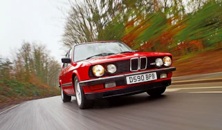 BMW M5 E28