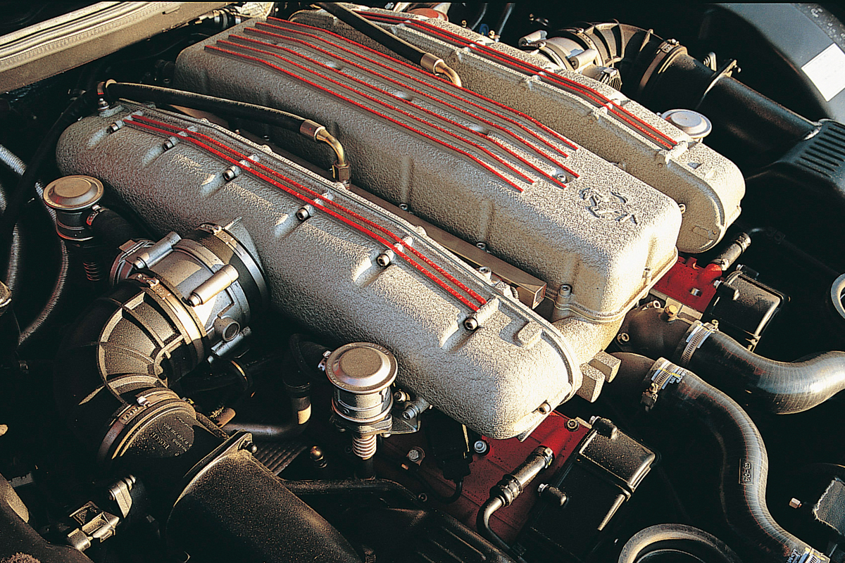 Ferrari 575M Maranello engine