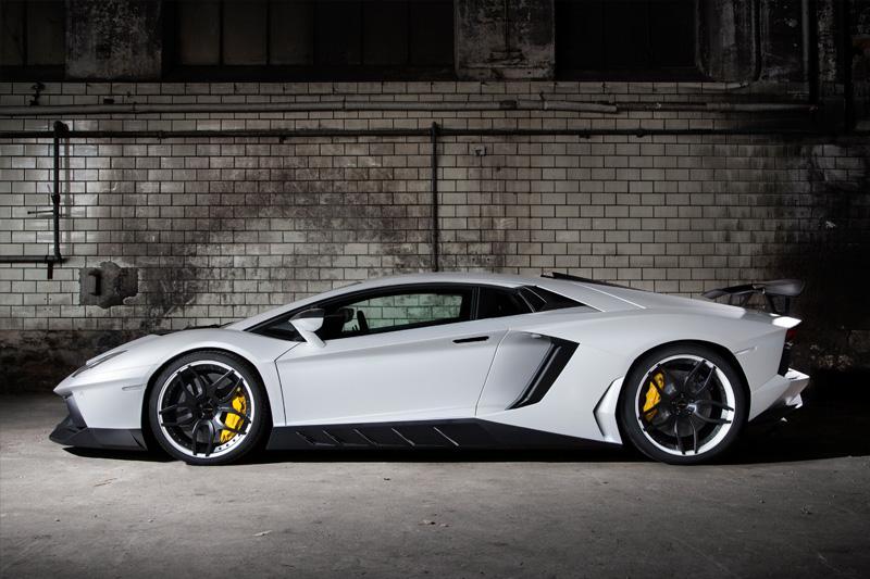 Novitec Lamborghini Aventador white side profile
