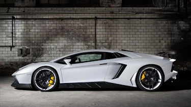 Novitec Lamborghini Aventador white side profile
