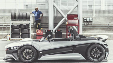VUHL 05 sports car side profile