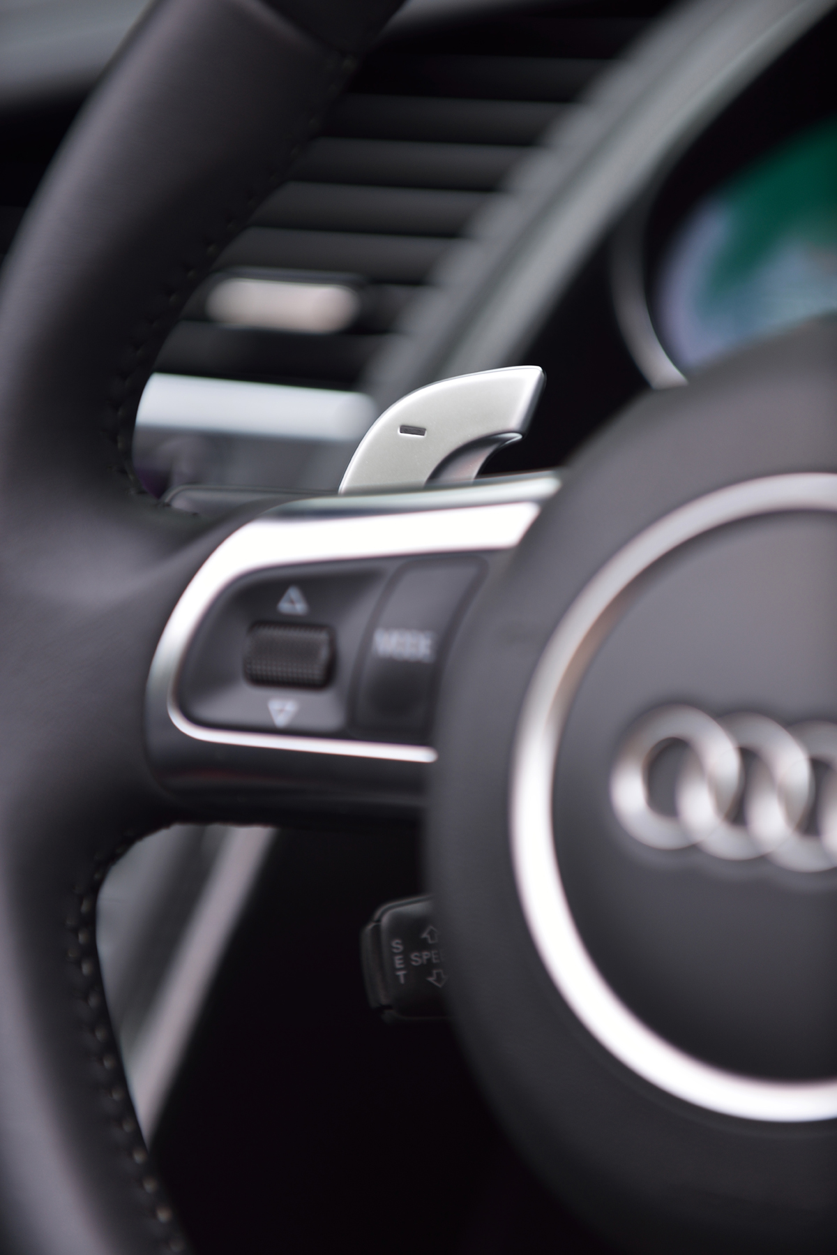 Audi R8 Spyder 4.2 FSI quattro S-tronic paddleshift