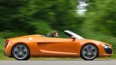Audi R8 Spyder 4.2 FSI quattro S-tronic orange side profile roof down