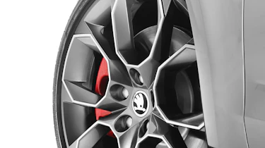 Skoda Octavia vRS 19 inch alloy wheel