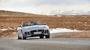 Jaguar F-type V6S cornering