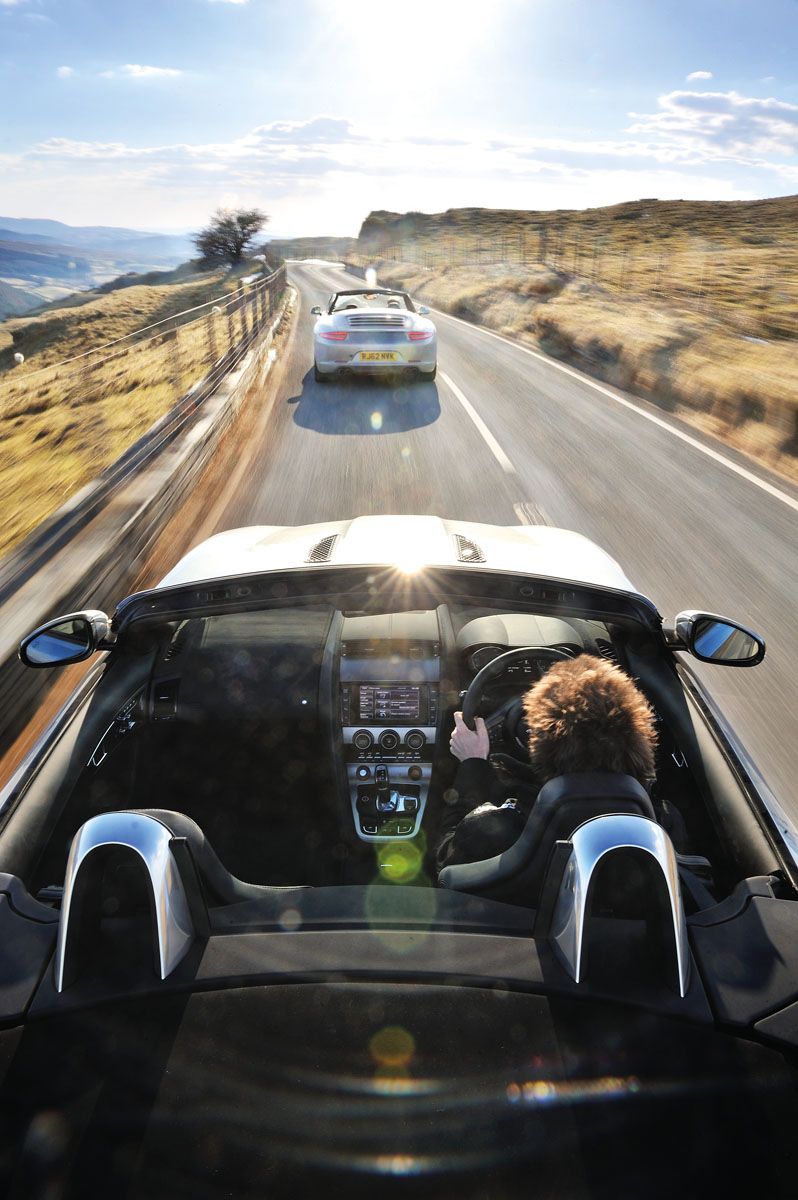 Jaguar F-type V6S v Porsche 911 Cabriolet