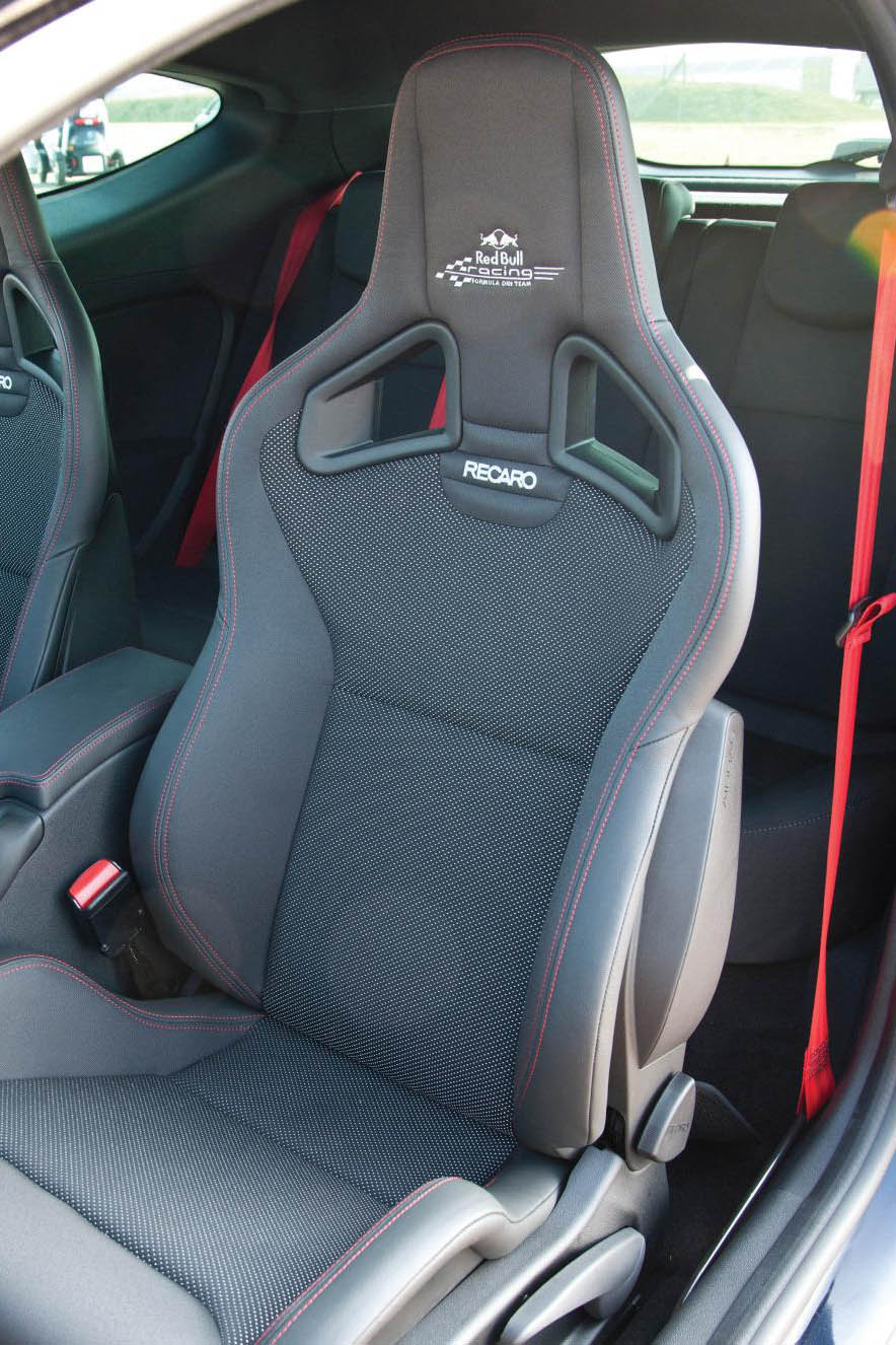 Renaultsport Megane Red Bull Racing Recaro seat