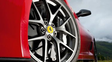 Ferrari 599 GTO wheel