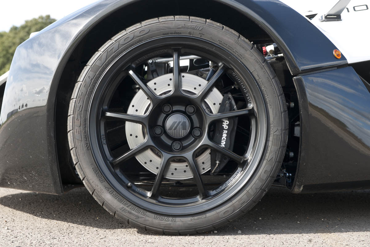 BAC Mono alloy wheel