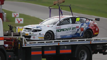 BTCC Snetterton MG6 Jason Plato crash damage