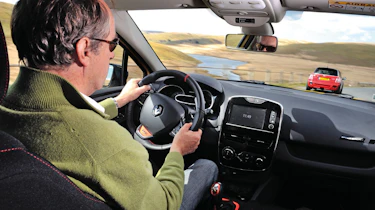 Harry Metcalfe driving the Renault Clio 200 Turbo