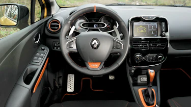 Renault Clio 200 Turbo interior