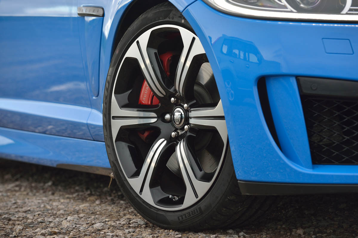 Jaguar XFR-S alloy wheel
