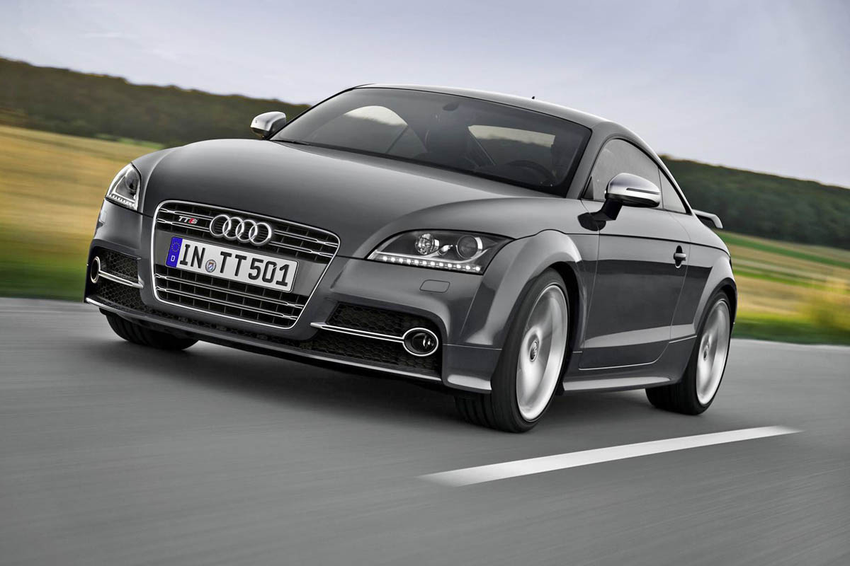 Audi TTS Competition grey front