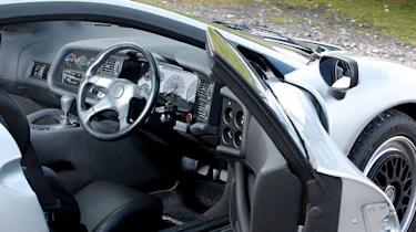 Jaguar XJ220 interior