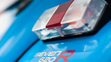 Caterham 620R badge