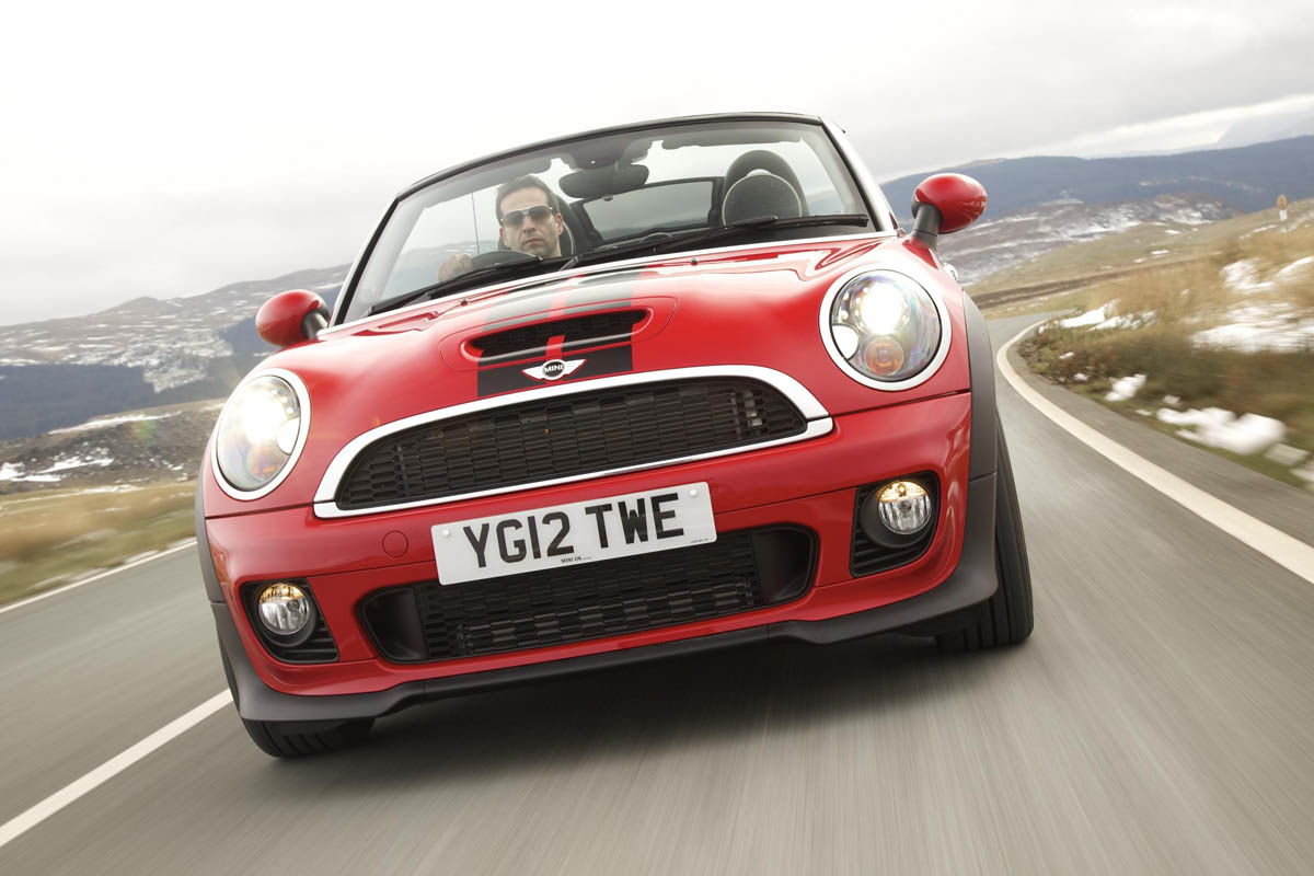 Mini Cooper SD red and black