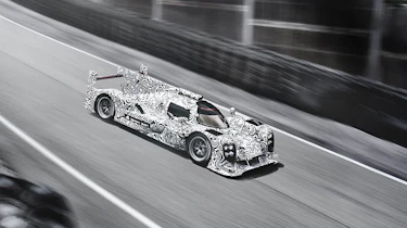 Porsche LMP1 Le Mans car side profile